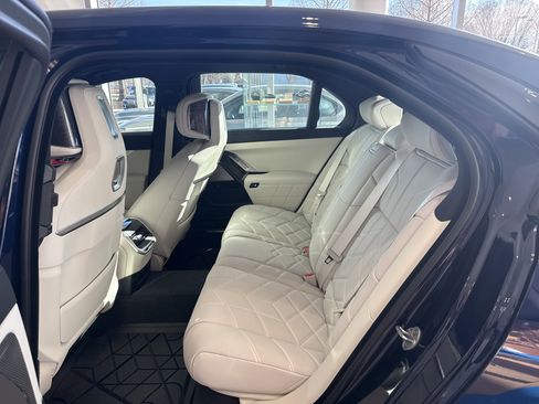 New 2026 BMW 750e xDrive w/ Luxury Rear Seating Package image 8