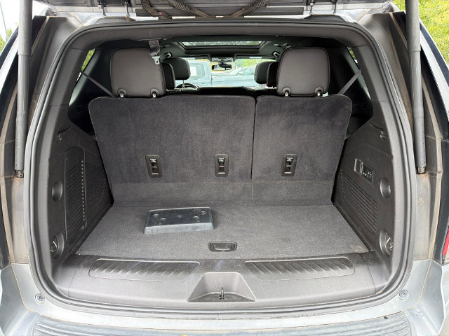 Used 2021 Chevrolet Tahoe LT w/ LT Signature Package RWD image 18