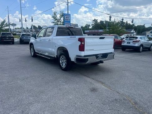 Used 2021 Chevrolet Silverado 1500 LT AWD/4WD image 4
