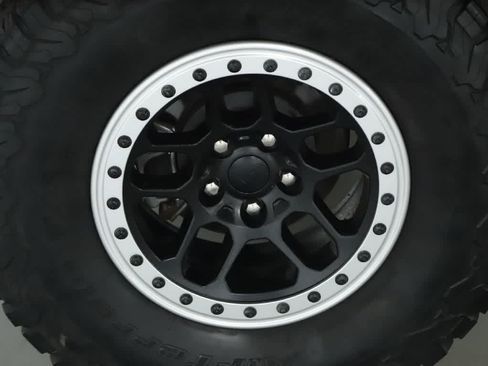 Used 2018 Jeep Wrangler Unlimited Sport S AWD/4WD image 12