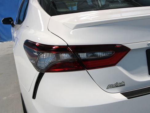 Used 2024 Toyota Camry SE FWD image 33