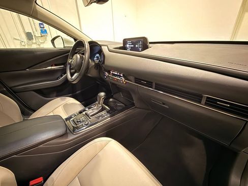 Used 2025 MAZDA CX-30 AWD 2.5 S w/ Preferred Package image 32