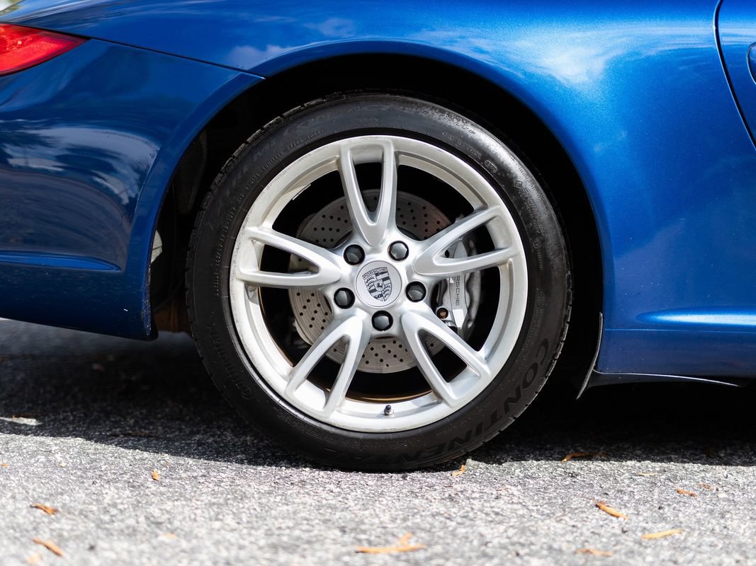 Used 2009 Porsche 911 Carrera RWD image 13