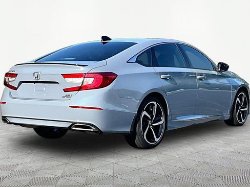 Used 2022 Honda Accord Sport image 6