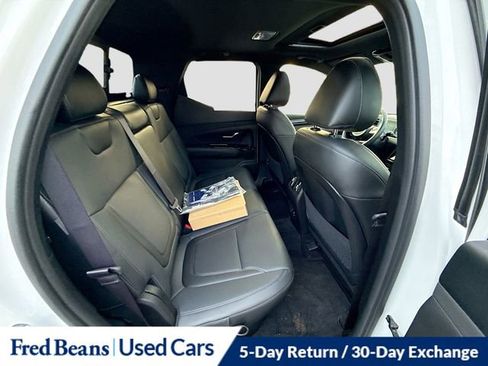 Used 2024 Hyundai Santa Cruz Limited image 31