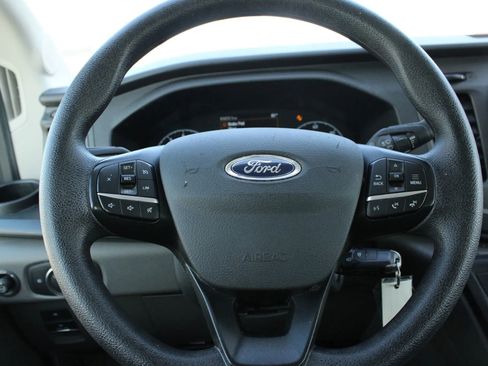 Used 2022 Ford Transit 350 XLT image 27