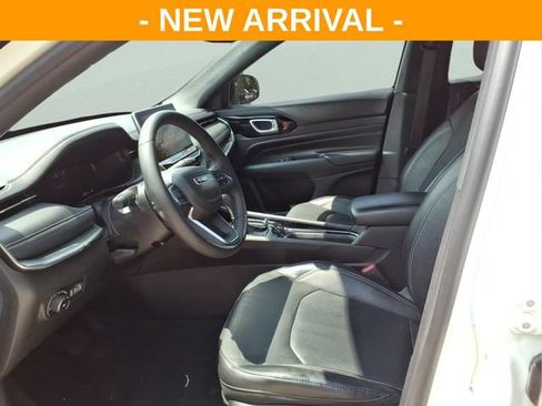 Used 2023 Jeep Compass High Altitude AWD/4WD image 14