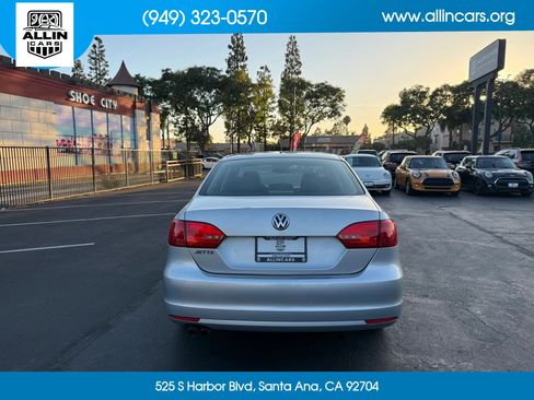 Used 2013 Volkswagen Jetta Sedan FWD image 5