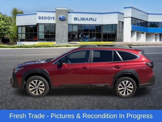 Used 2024 Subaru Outback Premium AWD/4WD image 2