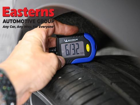 Used 2024 Mitsubishi Outlander SE AWD/4WD image 28