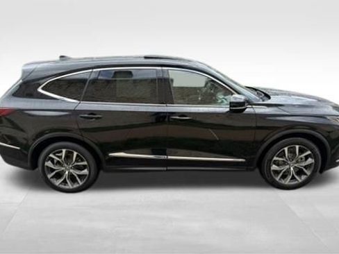Used 2022 Acura MDX SH-AWD w/ Technology Package image 4