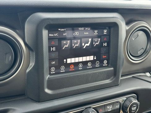 Used 2021 Jeep Wrangler Unlimited Sport image 23