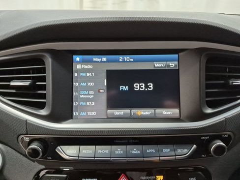 Used 2019 Hyundai Ioniq SEL FWD image 20