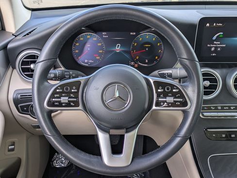 Certified 2022 Mercedes-Benz GLC 300 image 18