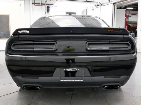 Used 2022 Dodge Challenger R/T Scat Pack RWD image 6