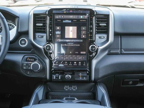 New 2026 RAM 1500 Big Horn AWD/4WD image 16
