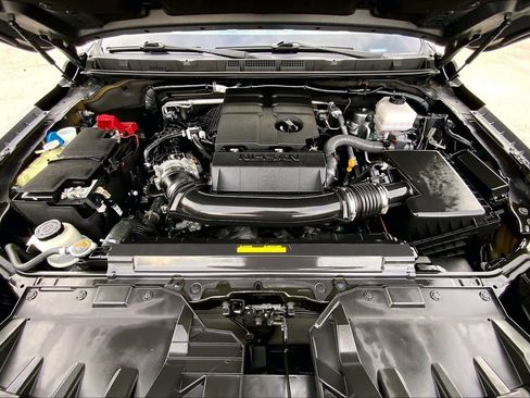 Used 2024 Nissan Frontier SV w/ SV Convenience Package RWD image 31