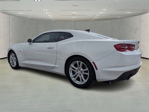 Used 2019 Chevrolet Camaro LS image 5
