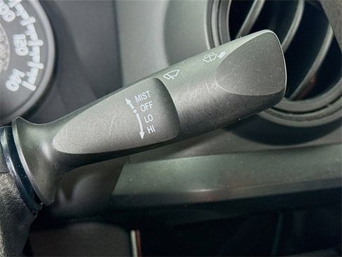 Certified 2018 Toyota Tacoma SR image 13