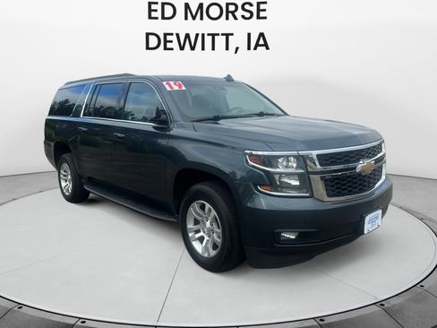 Used 2019 Chevrolet Suburban LT AWD/4WD image 7