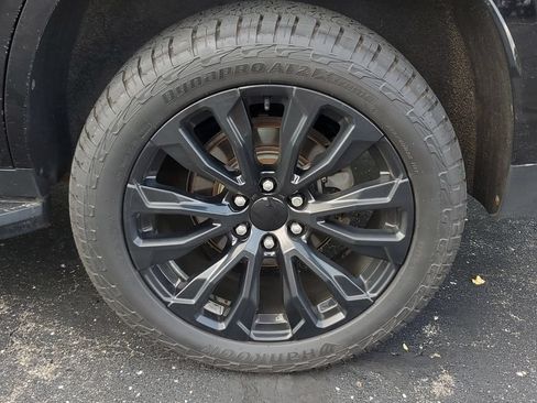 Used 2021 GMC Yukon Denali AWD/4WD image 6