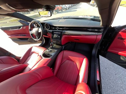 Used 2017 Maserati Quattroporte S RWD image 24