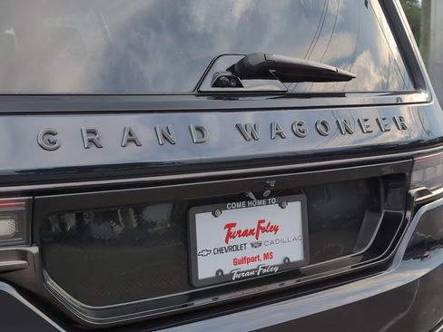 Used 2024 Jeep Grand Wagoneer L Series II w/ Quick Order Packagew 28T image 31