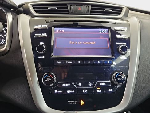 Used 2016 Nissan Murano S AWD/4WD image 22