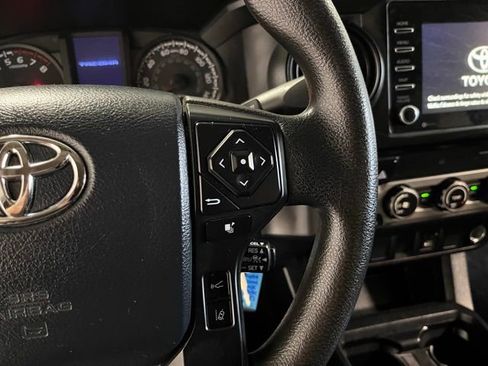 Used 2020 Toyota Tacoma SR image 21