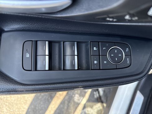 Used 2024 Toyota Grand Highlander AWD image 15