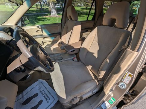 Used 2006 Honda CR-V EX image 12