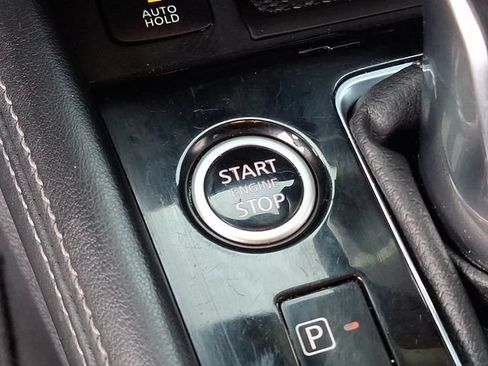 Used 2023 Nissan Kicks SR w/ SR Premium Package FWD image 19