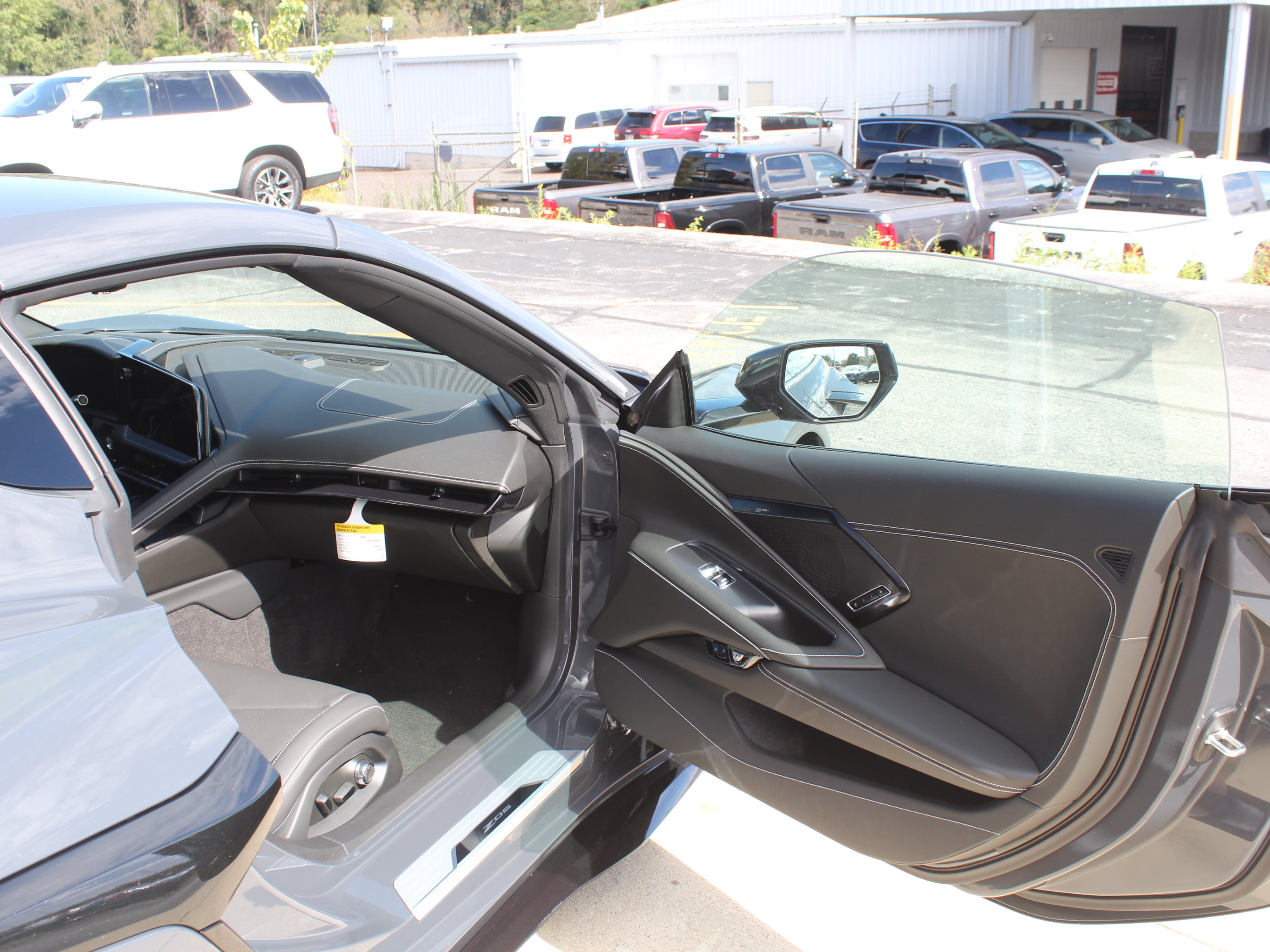 New 2027 Chevrolet Corvette Z06 w/ Stealth Interior Trim Package RWD image 23