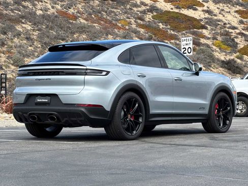 Certified 2026 Porsche Cayenne GTS image 7