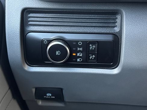 New 2025 Ford F450 XL w/ XL Chrome Package image 23