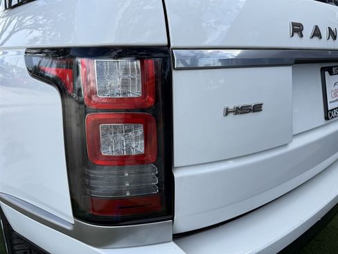 Used 2017 Land Rover Range Rover HSE AWD/4WD image 11