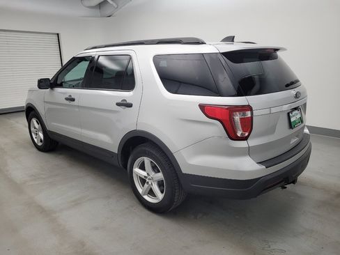 Used 2018 Ford Explorer FWD image 3