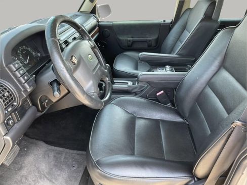 Used 2004 Land Rover Discovery SE image 9