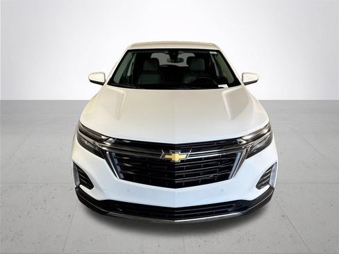 Used 2024 Chevrolet Equinox LT AWD/4WD image 3