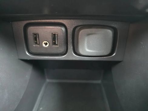 Used 2018 Buick Encore Preferred FWD image 31