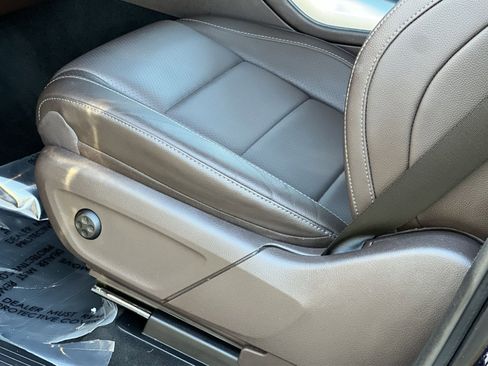 Used 2021 Mercedes-Benz GLE 350 4MATIC image 12