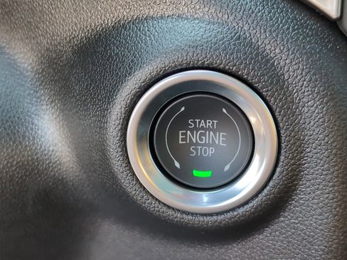 New 2025 Chevrolet Silverado 1500 Custom image 18