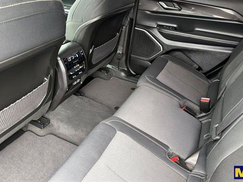Used 2022 Jeep Grand Cherokee L Laredo w/ Luxury Tech Group I RWD image 14