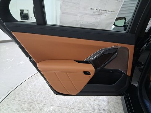 New 2026 BMW 740i image 27