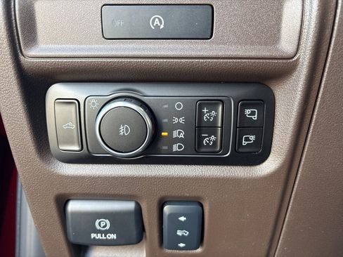 New 2025 Ford F150 King Ranch w/ FX4 Off-Road Package image 24