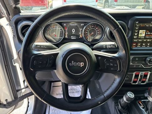 Used 2022 Jeep Wrangler Unlimited Sport AWD/4WD image 33