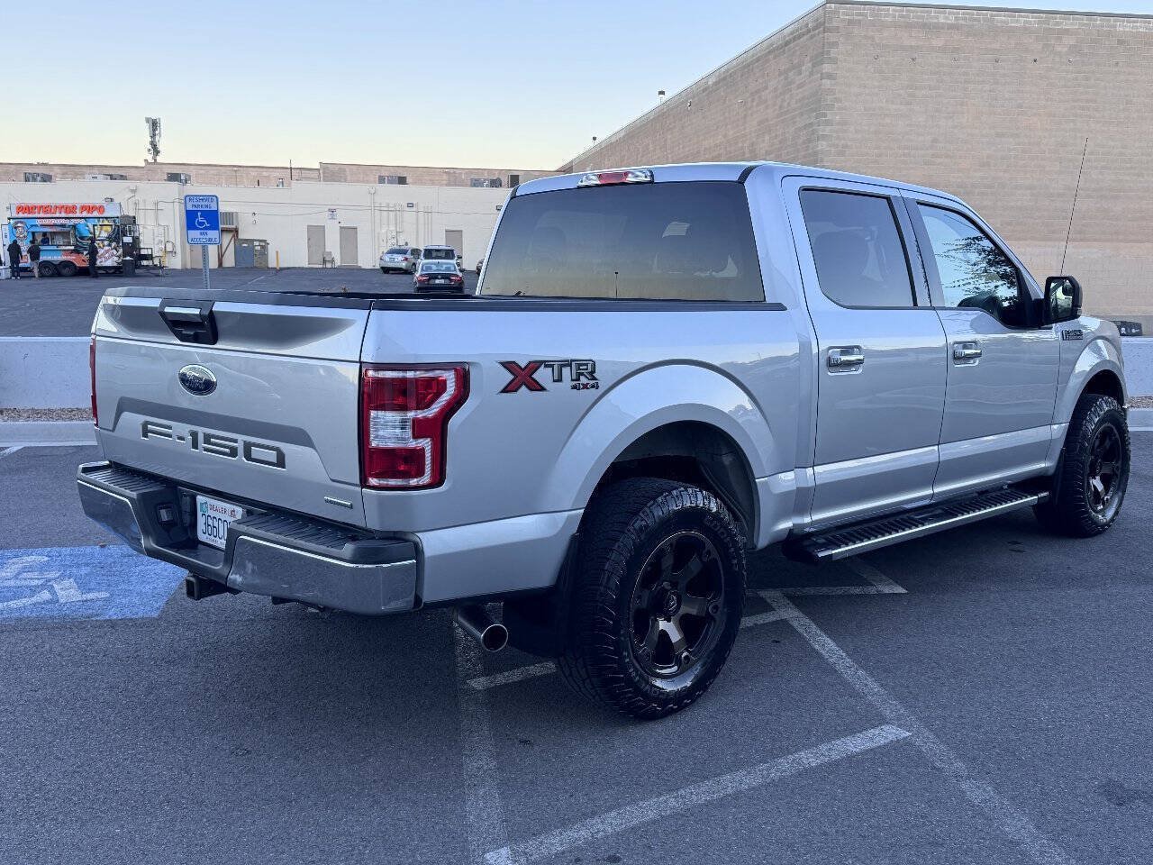 Used 2018 Ford F150 XLT w/ Equipment Group 301A Mid AWD/4WD image 5