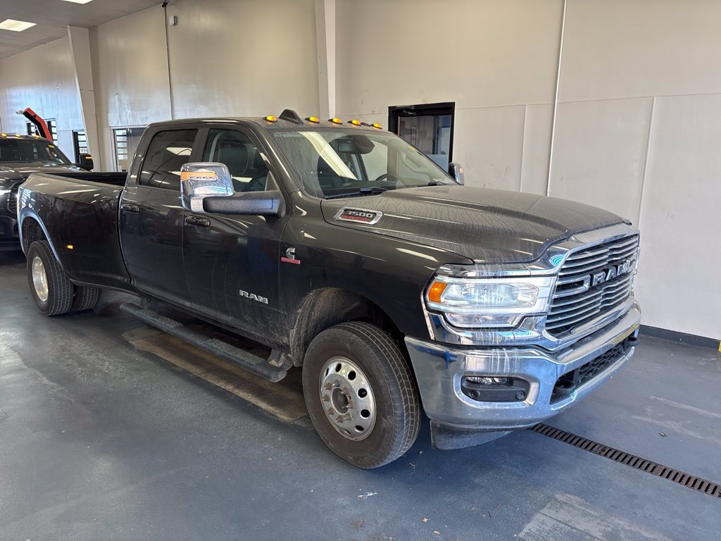 Used 2024 RAM 3500 Laramie AWD/4WD image 1