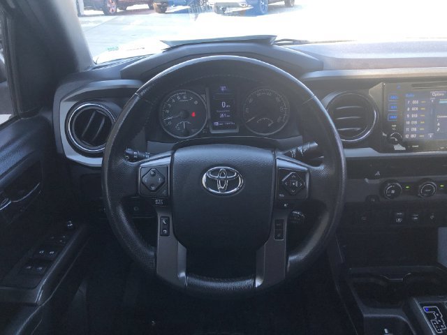 Used 2018 Toyota Tacoma TRD Sport RWD image 22