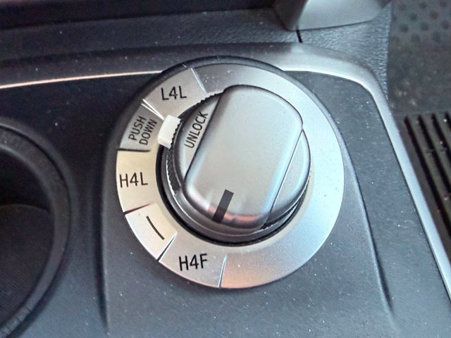 Used 2022 Toyota 4Runner Limited AWD/4WD image 24